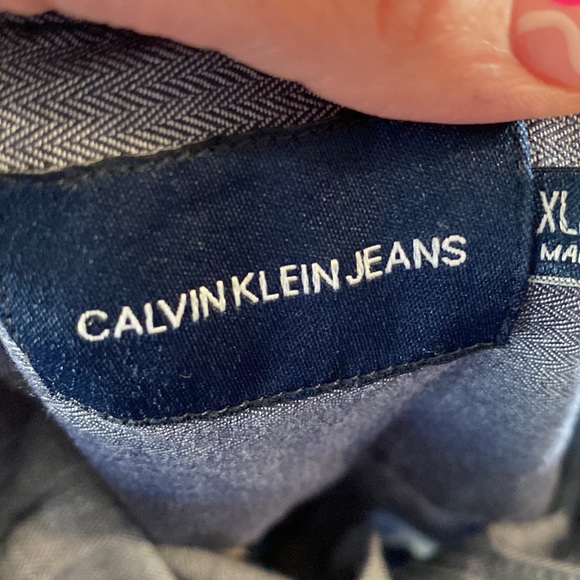 Calvin Klein Chambray Blue Button Down shirt XL - Picture 5 of 10